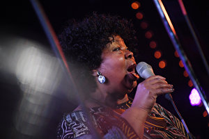 Singer Deborah Brown (USA), member of Yakov Okun's International Jazz Ensemble, performs during the All Stars KJP Jam with the participation of the big band lead by Sergei Golovin, at the 16th Koktebel Jazz Party international music festival